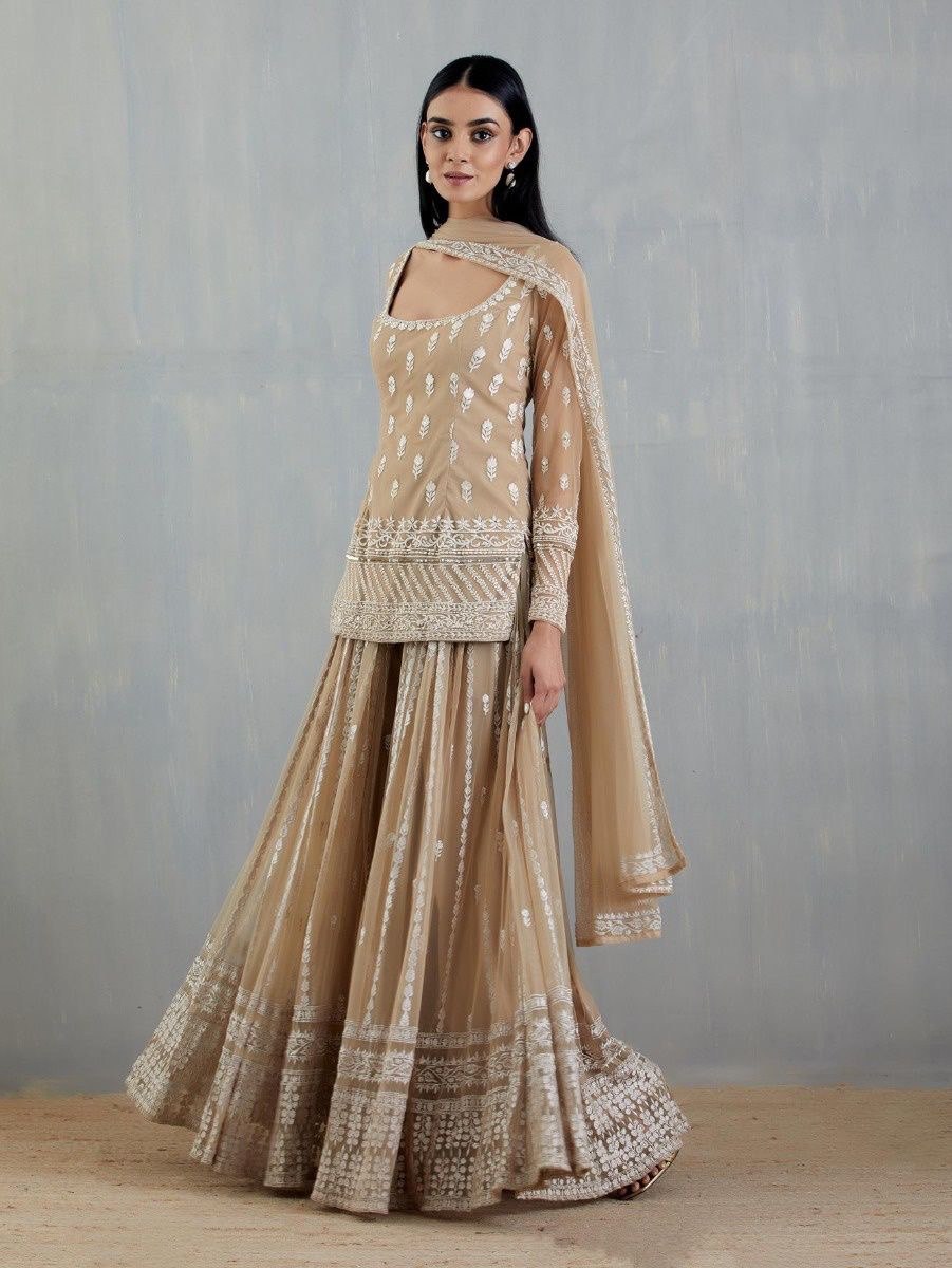 Color_Beige