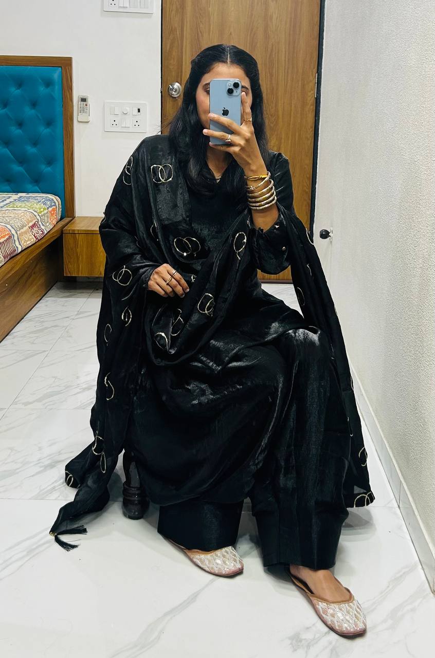 Color_Black