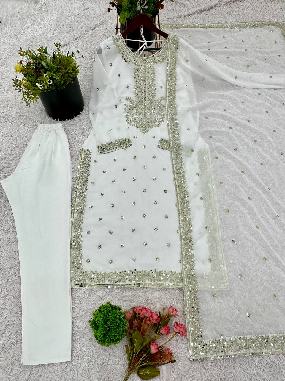 Color_White