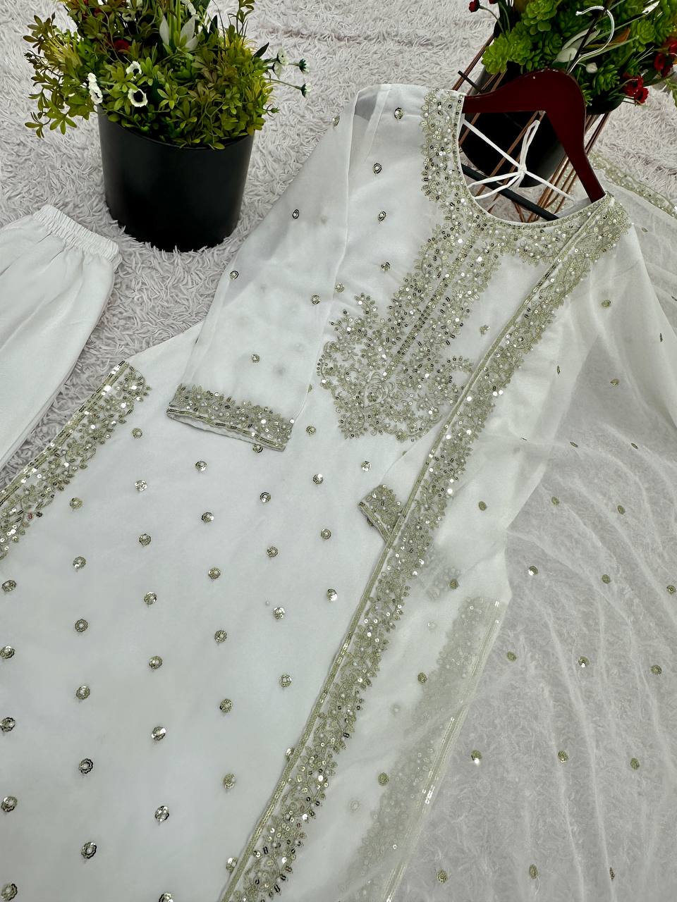 Color_White