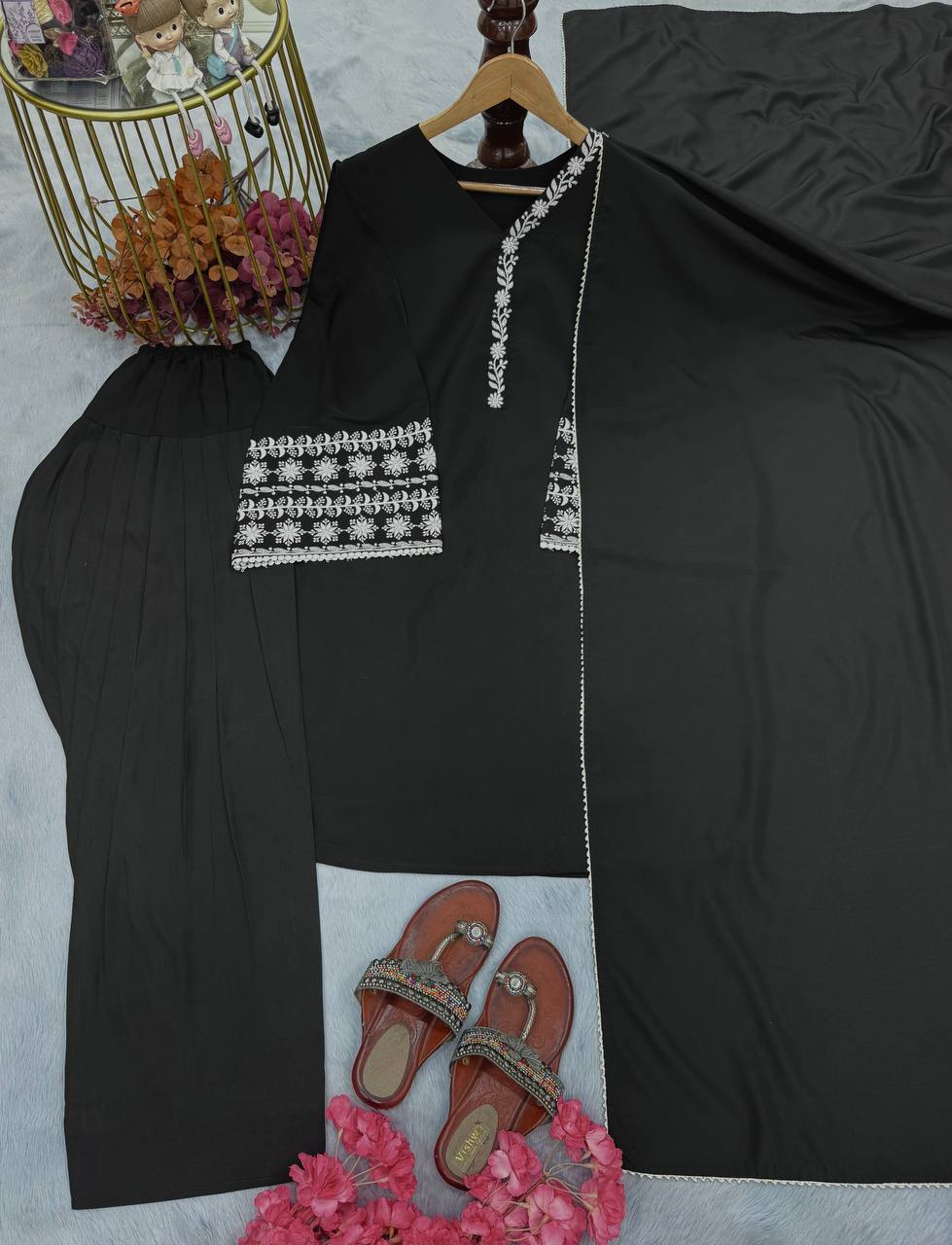 Color_Black