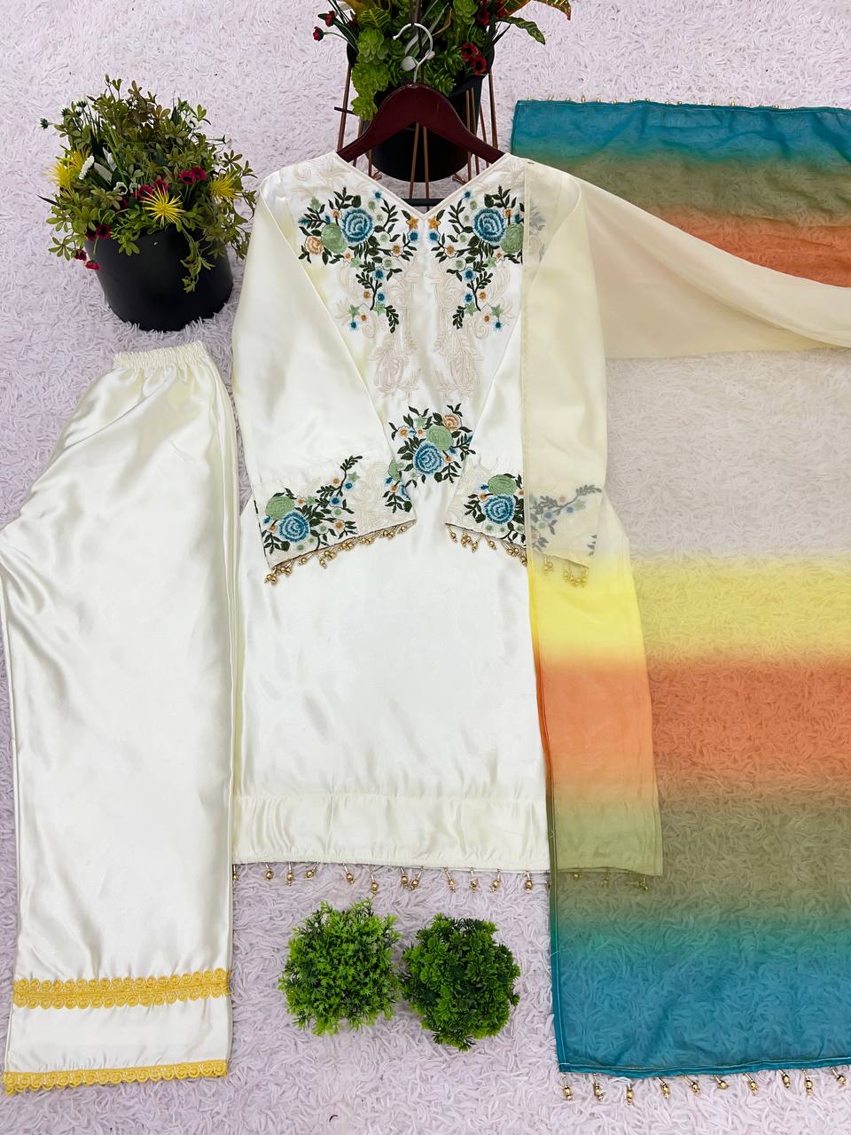 Color_White