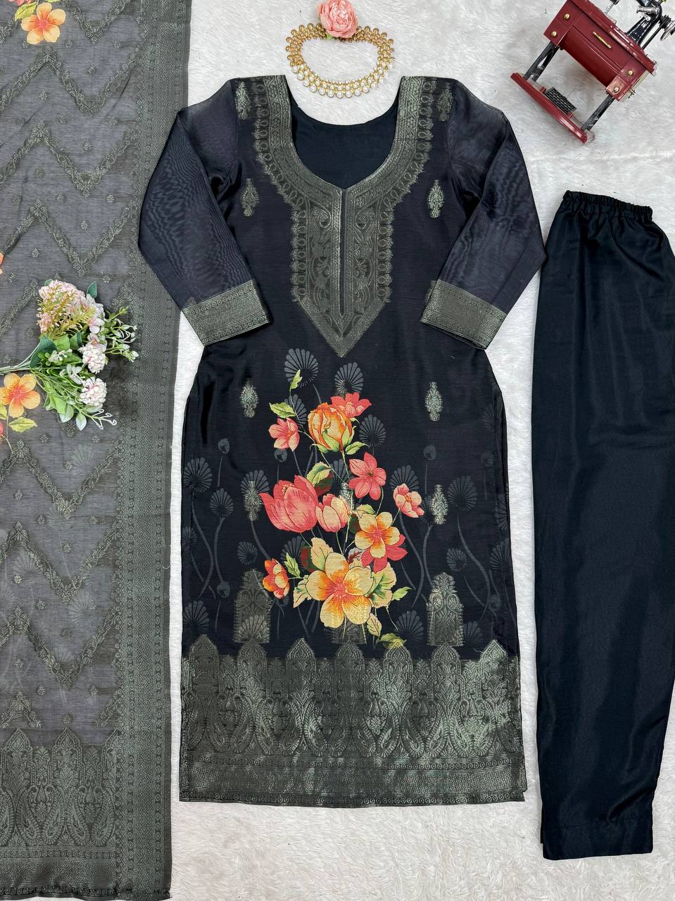 Color_Black
