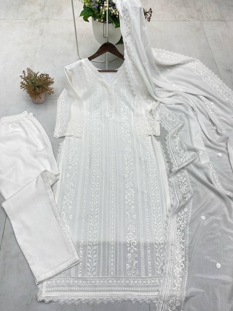 Color_White