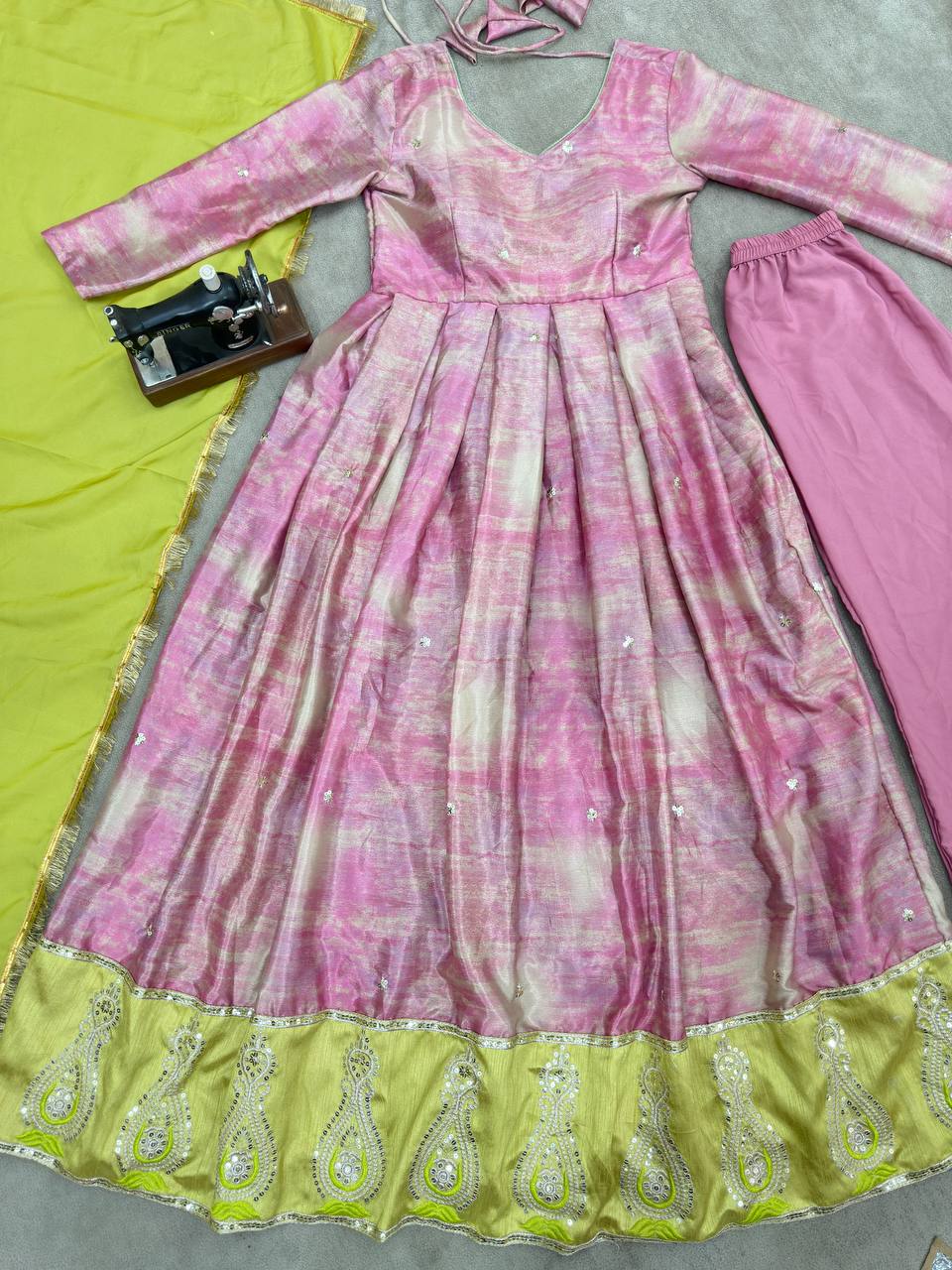 Color_Pink