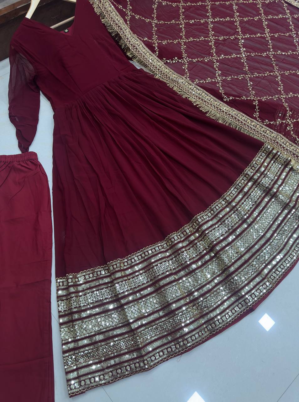Color_Maroon