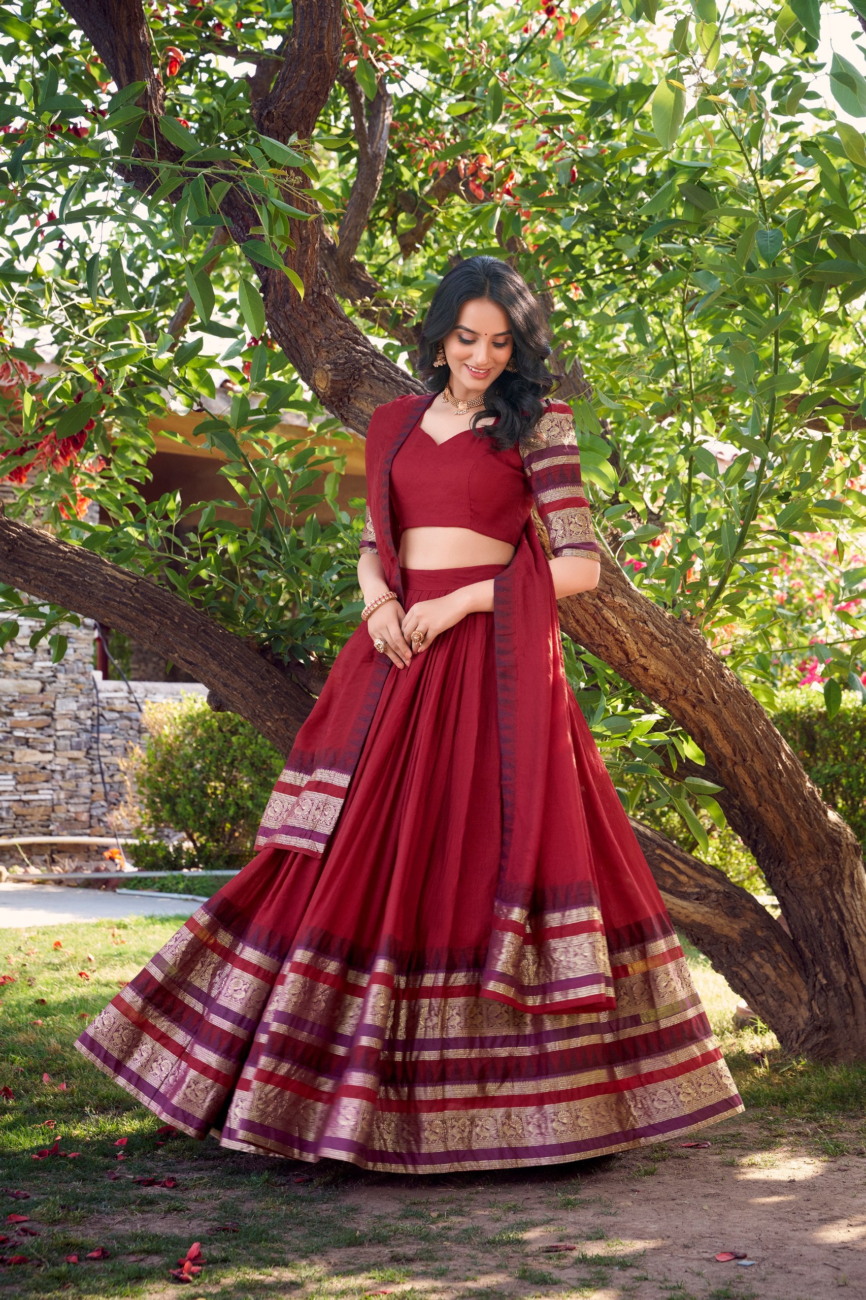 Color_Maroon