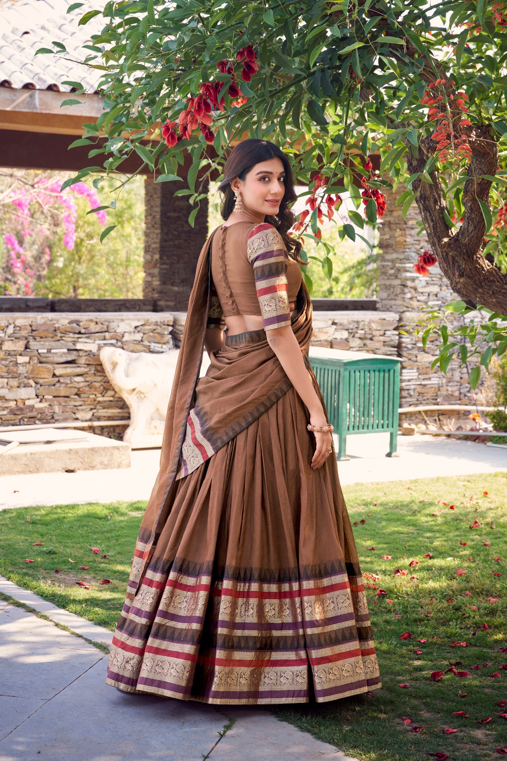 Color_Brown