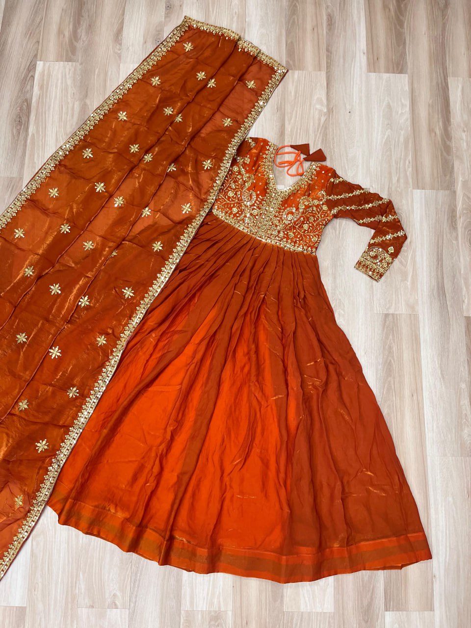 Color_Orange