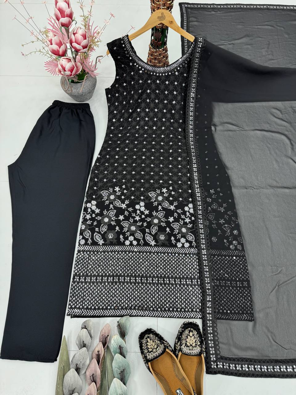 Color_Black