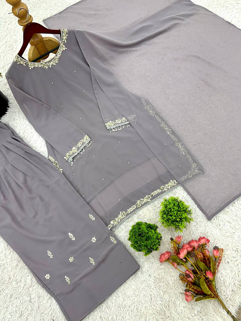 Color_Grey