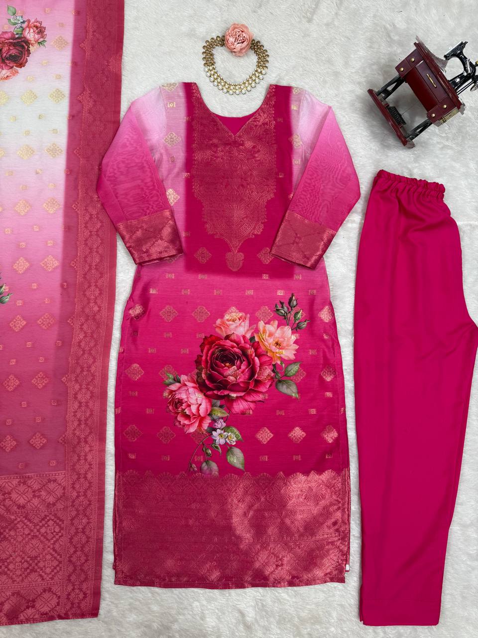 Color_Pink