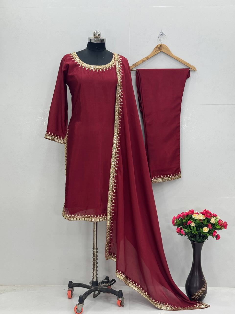 Color_Maroon