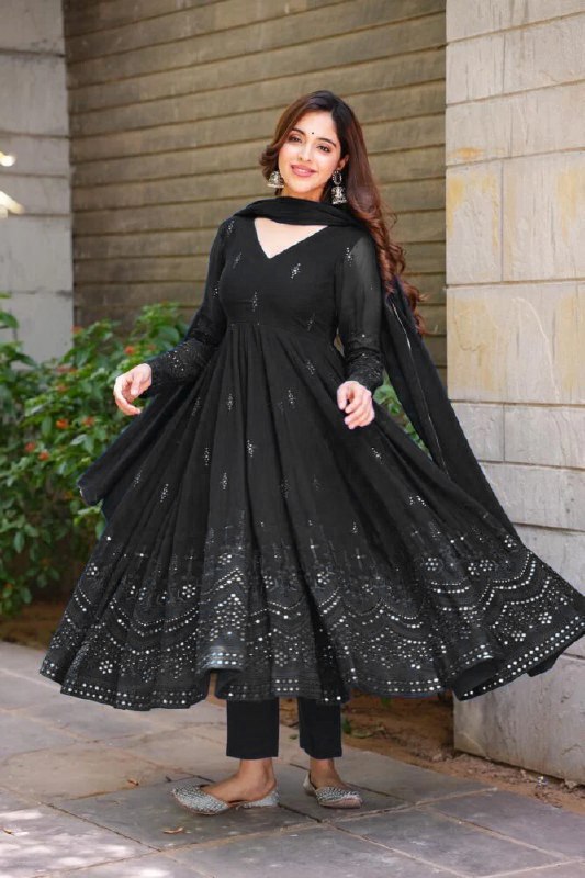 Color_Black 