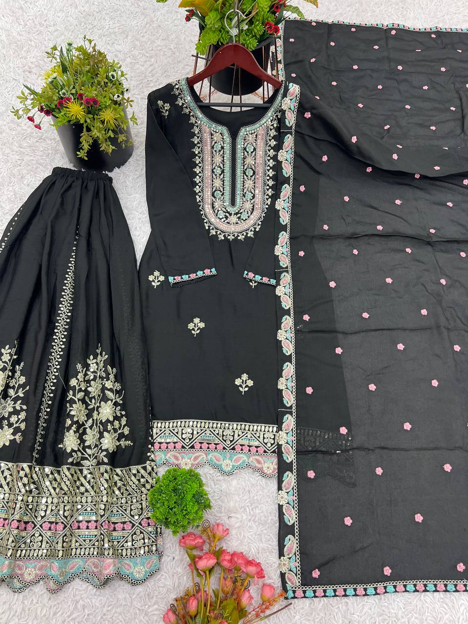 Color_Black