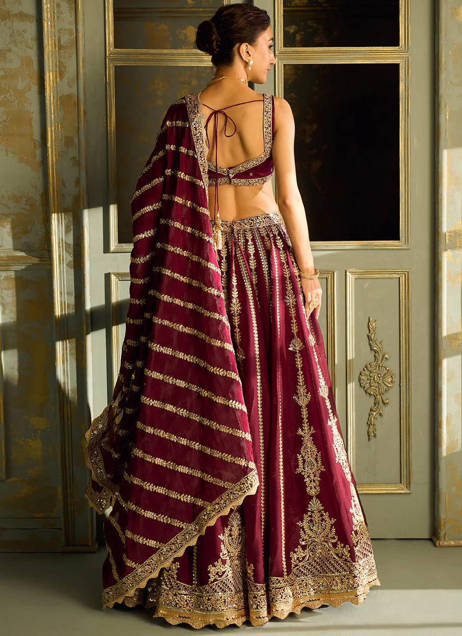 Color_Maroon