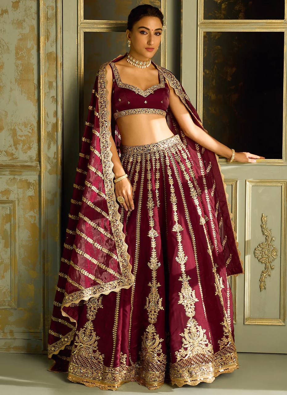 Color_Maroon