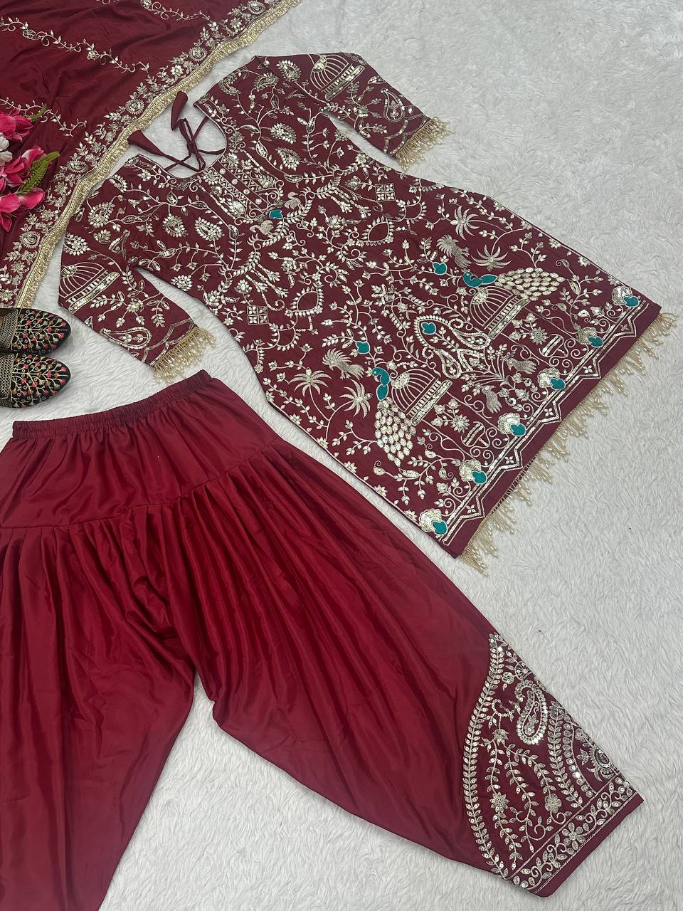 Color_Maroon