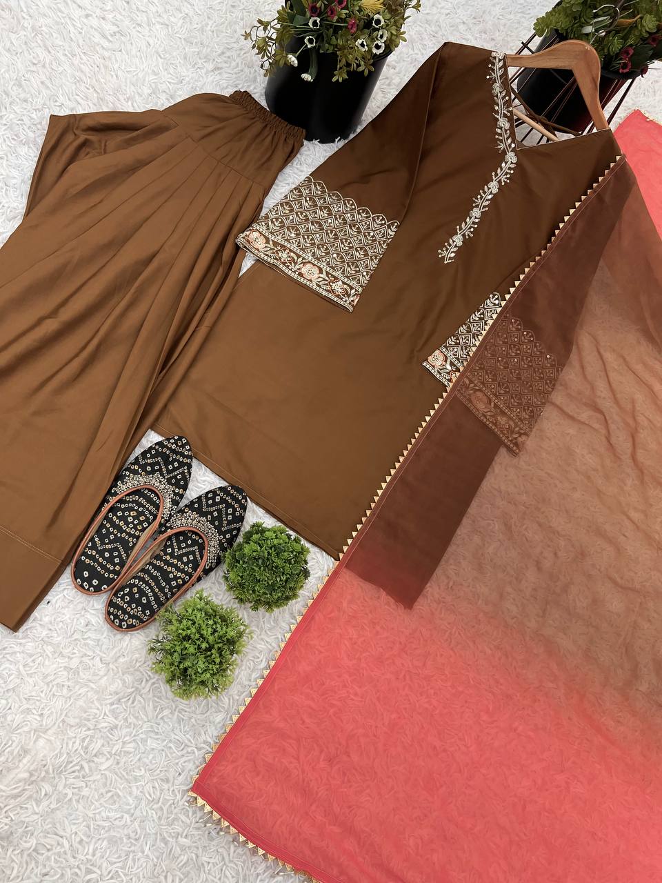 Color_Brown