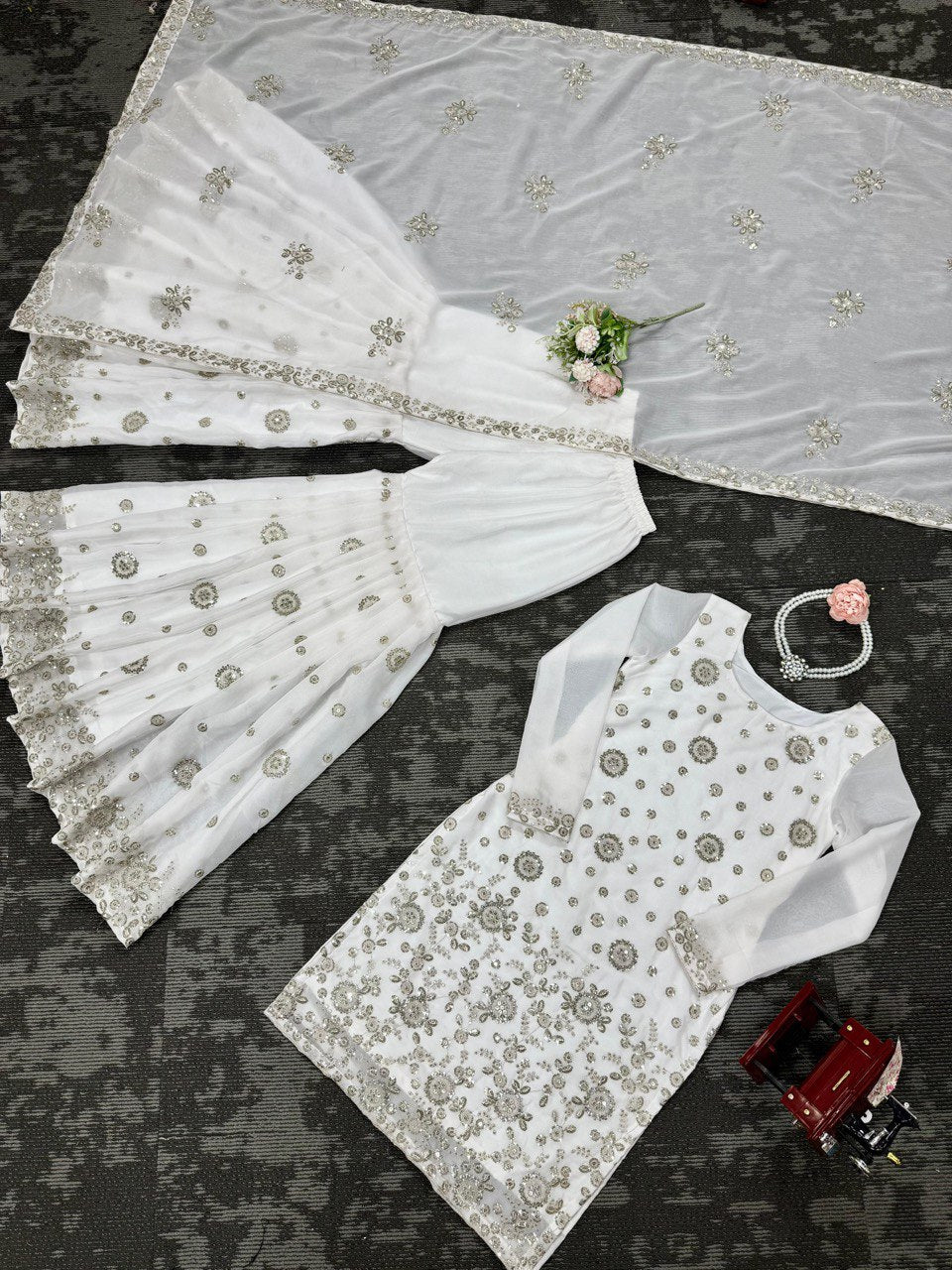 Color_White