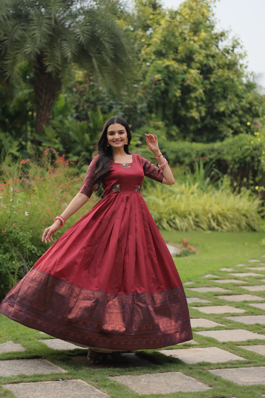 Color_Maroon