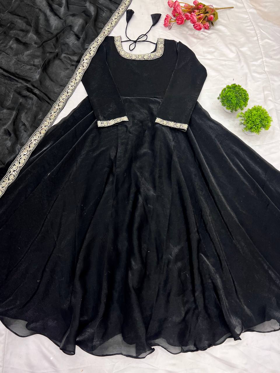 Color_Black