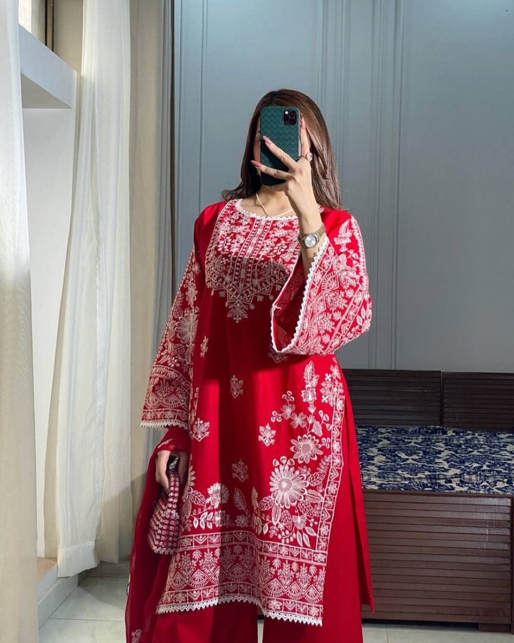 Color_Red