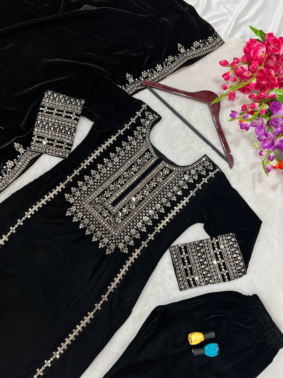 Color_Black