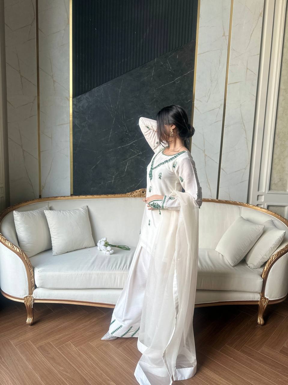 Color_White