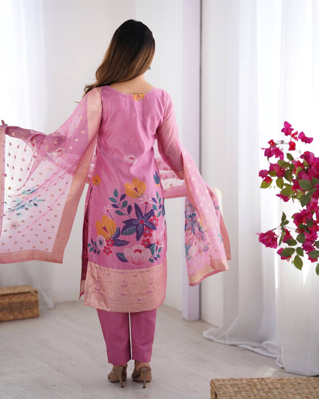 Color_Pink