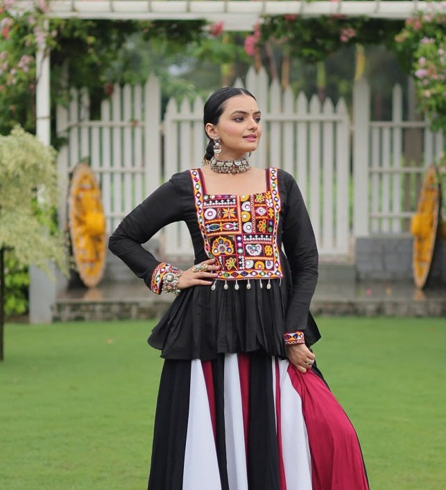 Women's Black Roman Kutchi Gamthi Work Lehenga Set