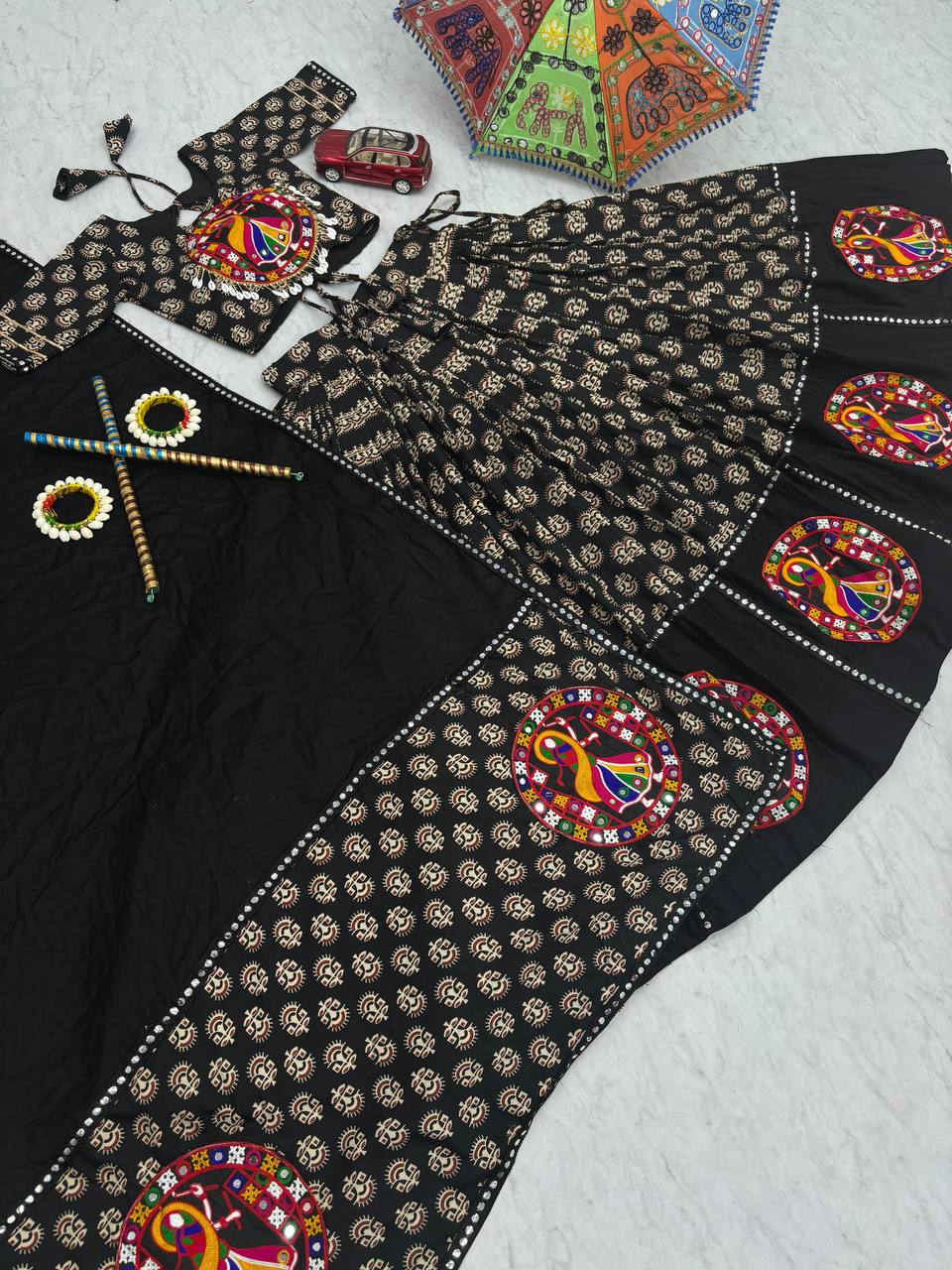 Color_Black