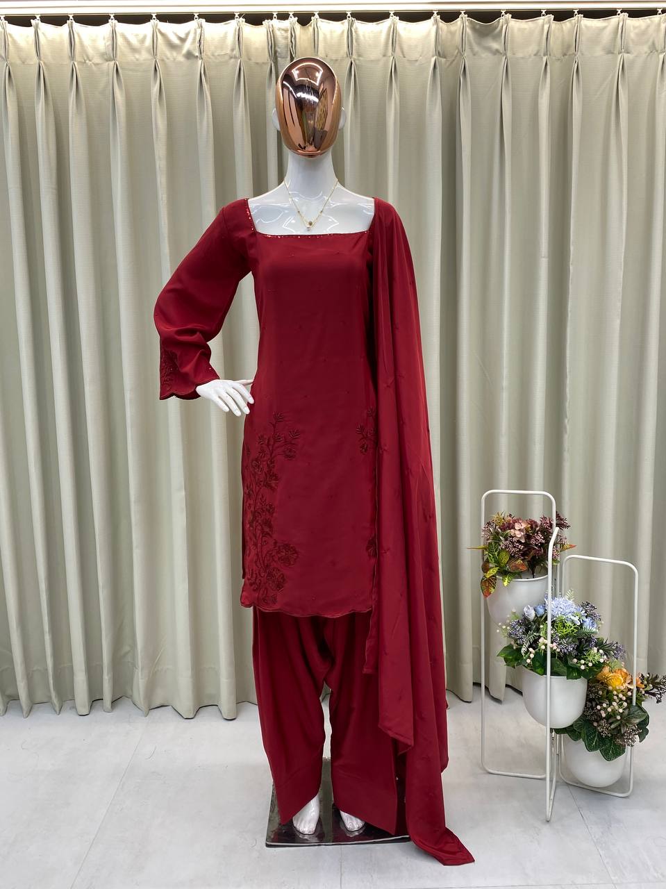 Color_Maroon