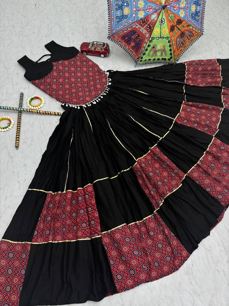 Color_Black