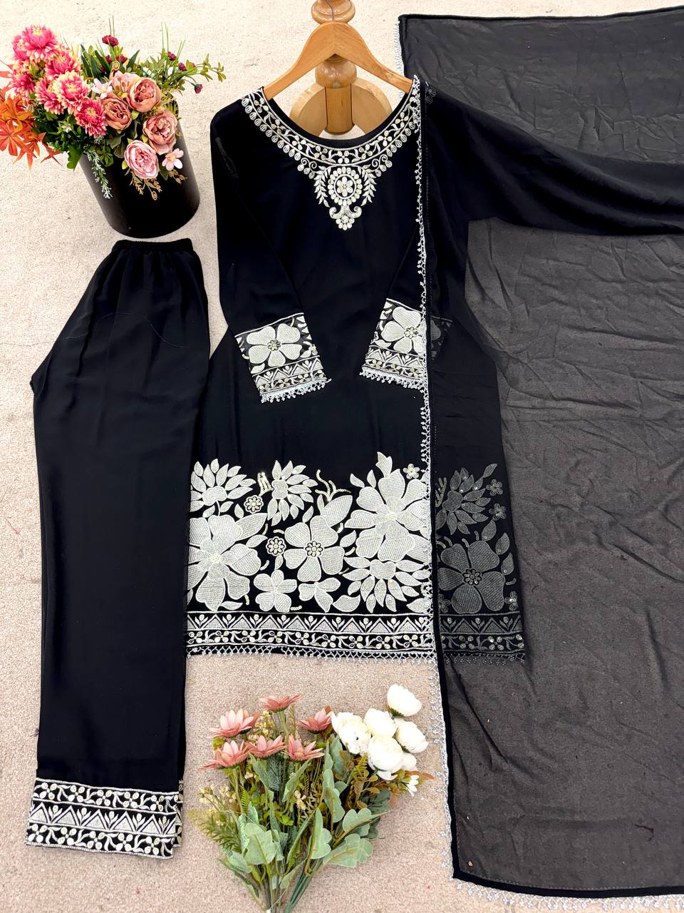 Color_Black