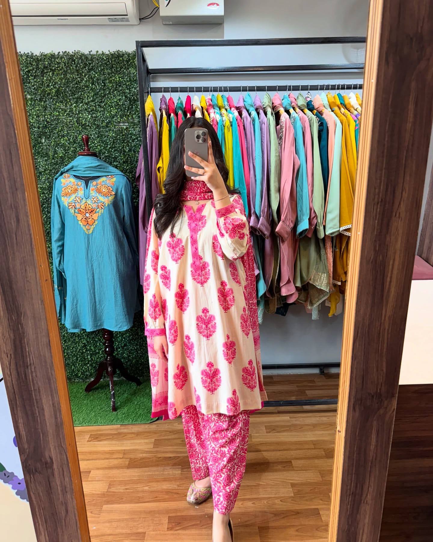 Color_Pink