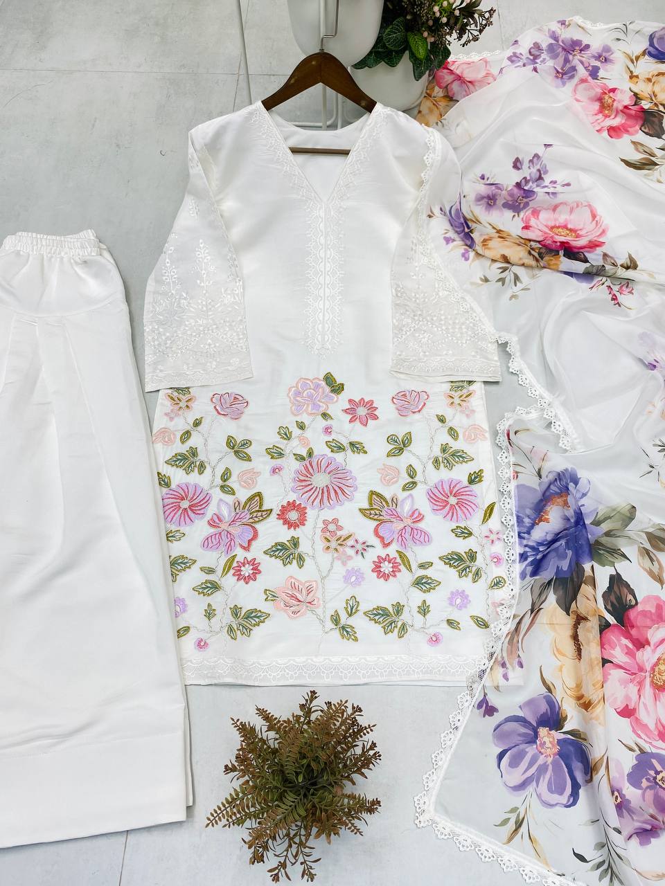 Color_Off White