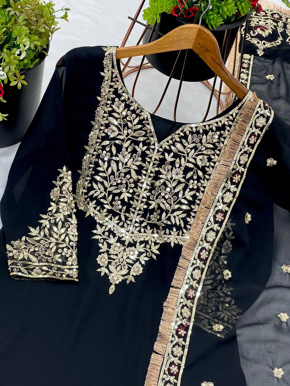 Color_Black