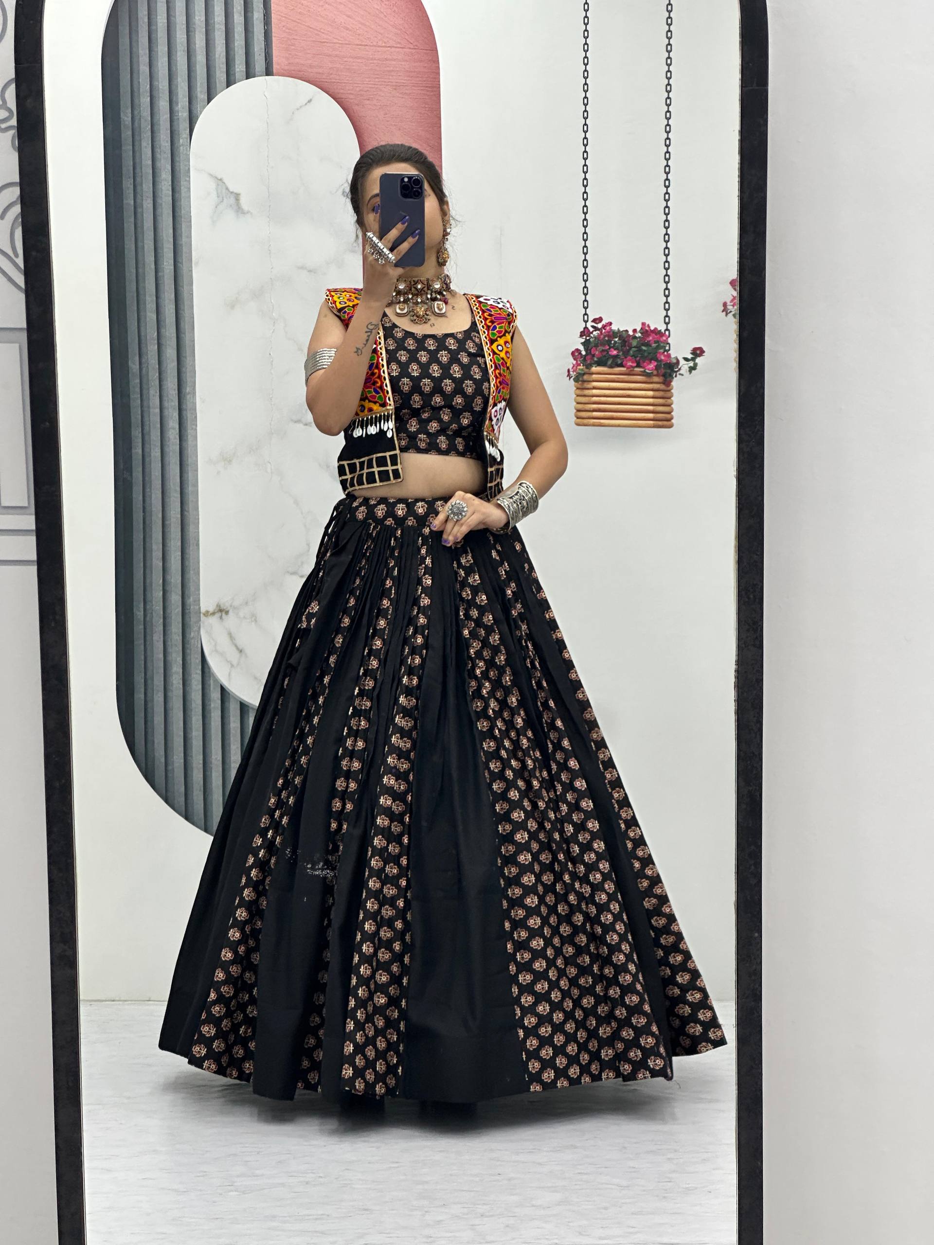 Color_Black