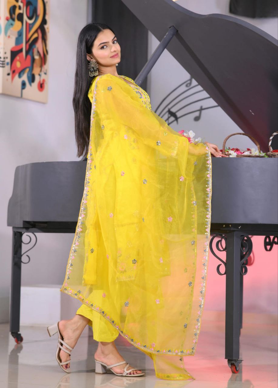 Color_Yellow