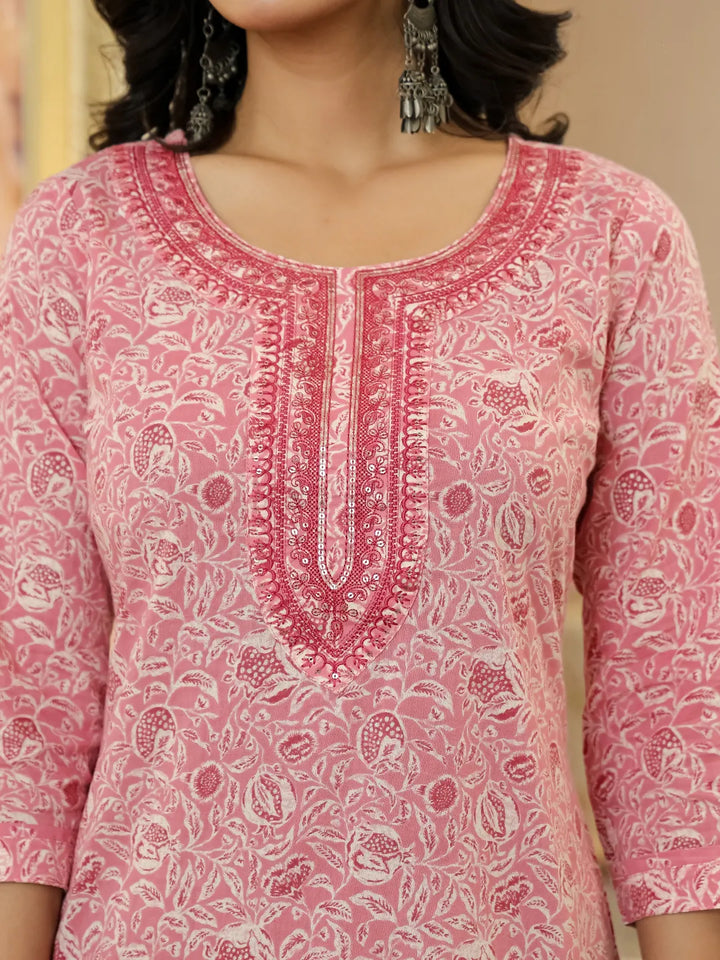 Women's Pink Cotton Thread_Work,Sequins_Work Kurta Dupatta Pant Set