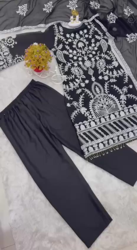Color_Black