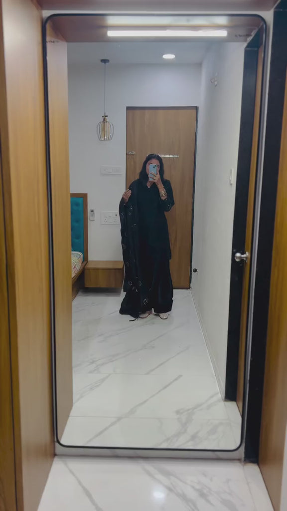 Color_Black