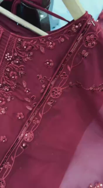 Color_Maroon