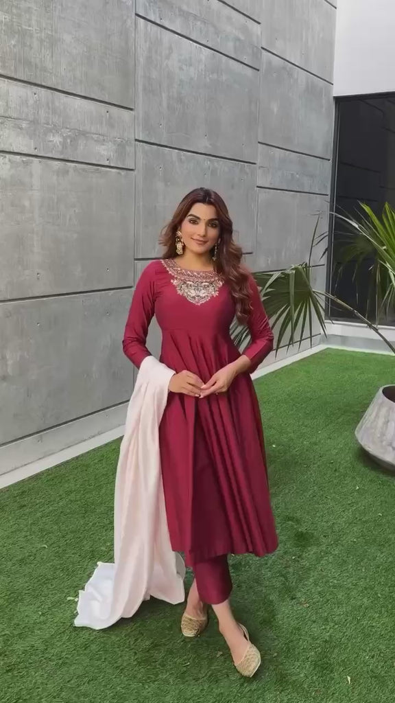 Color_Maroon 