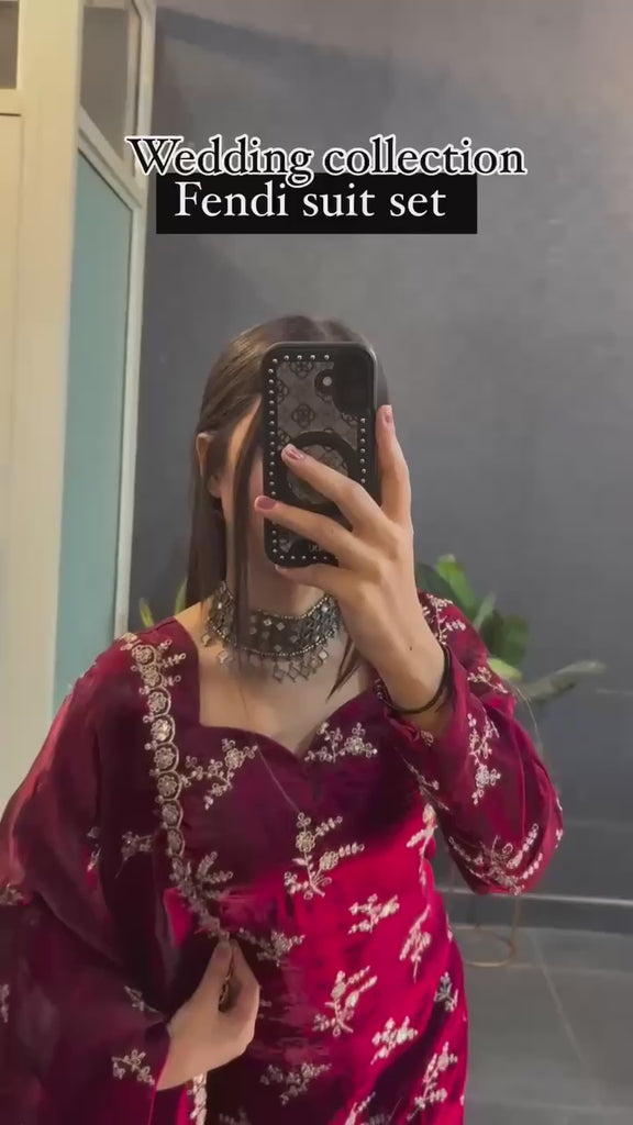Color_Maroon
