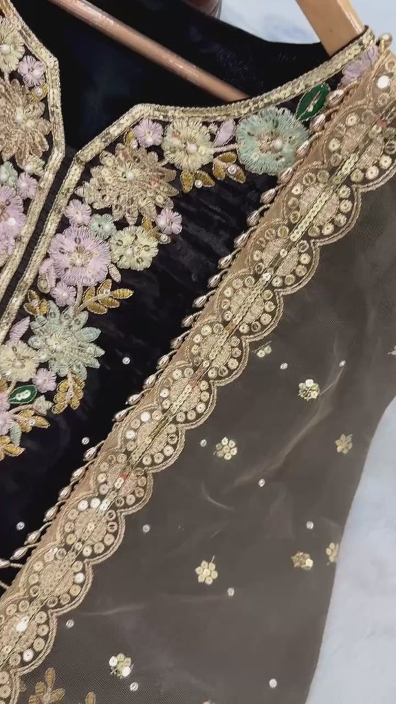Color_Black