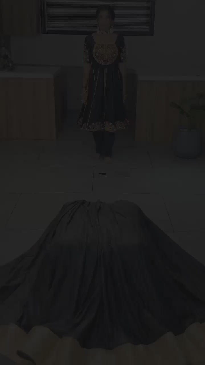 Color_Black