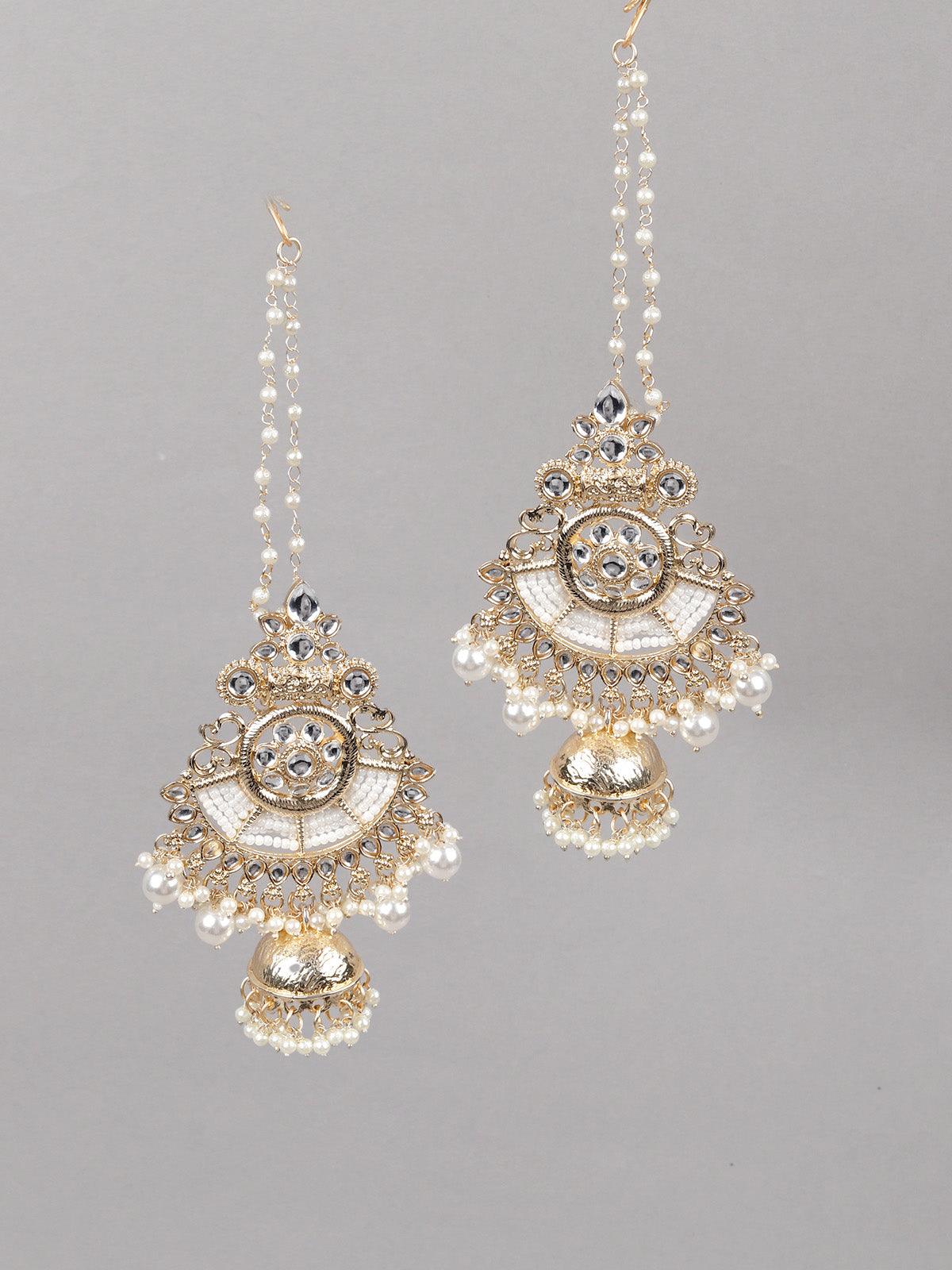 Women's Purity In White Chandbal