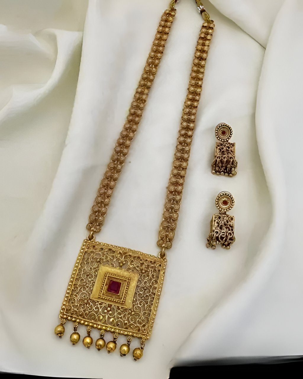 Color_Gold